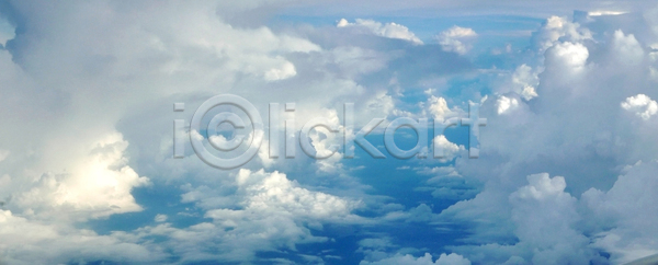 자유 사람없음 JPG 포토 해외이미지 구름(자연) 날씨 내추럴 백그라운드 빛 스카이라인 우주 자연 장면 정상 천국 파란색 하늘 환경 흰색