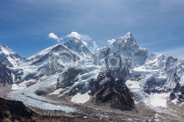 사람없음 JPG 포토 해외이미지 공원 구름(자연) 네팔 등산 맑음 빙하 산 야외 여행 전국 절정 정상 트래킹 파노라마 파란색 풍경(경치) 하늘 흰색 히말라야
