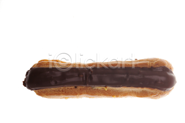 달콤 사람없음 JPG 포토 해외이미지 디저트 실내 에클레어 초콜릿 프랑스음식 한개 흰배경