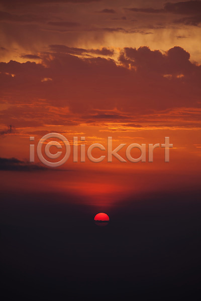 사람없음 JPG 포토 구름(자연) 야외 요그야카르타 인도네시아 일출 주간 태양 하늘 해외풍경