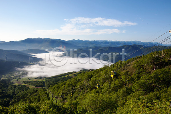 사람없음 JPG 포토 구름(자연) 나무 산 야외 일본 자연 주간 케이블카 풍경(경치) 하늘 해외풍경 홋카이도