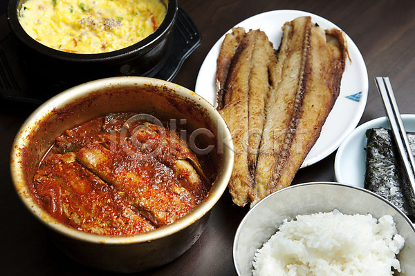 사람없음 JPG 포토 갈치조림 계란찜 김(해조류) 밥 생선구이 식당 식사 실내 음식 조림