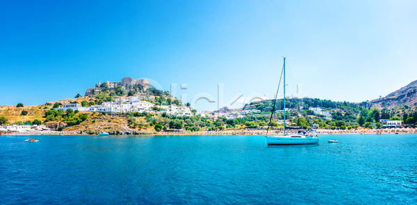 사람없음 JPG 포토 해외이미지 건축양식 그리스 그리스인 마을 맑음 빌라 아크로폴리스 여름 여행 전통 주택 지중해 타운 태양 파노라마 풍경 하늘 해외포토 햇빛 휴가 흰색