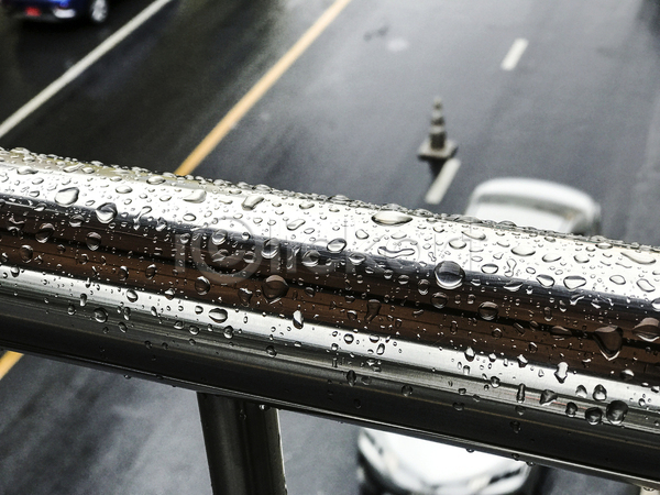 사람없음 JPG 아웃포커스 포토 해외이미지 난간 물방울 비(날씨) 빗방울 야외 주간 풍경(경치)