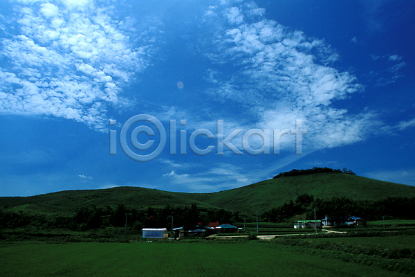 사람없음 JPG 포토 구름(자연) 논 농촌 백그라운드 산 시골 야외 언덕 자연 주간 풍경(경치) 하늘