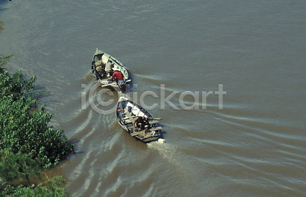 사람없음 JPG 포토 강 교통 나룻배 배(교통) 수상교통 야외 자연 주간 풍경(경치) 해외풍경