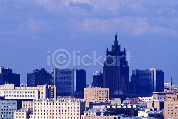 사람없음 JPG 포토 건물 구름(자연) 도시 러시아 백그라운드 빌딩 상업시설 야외 외국문화 유럽 자연 주간 풍경(경치) 하늘 해외풍경