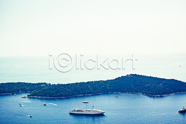 사람없음 JPG 포토 바다 배(교통) 섬 쉬베니크 야외 여행 운하 유럽풍경 유적지 주간 풍경(경치) 하늘 해외풍경