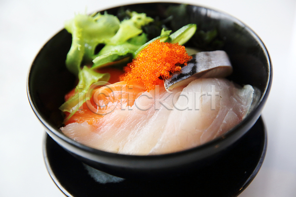 사람없음 JPG 포토 해외이미지 그릇 날치알 실내 일본음식 회 회덮밥 흰배경