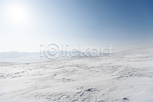 사람없음 JPG 포토 겨울 겨울풍경 눈(날씨) 몽골 설경 설원 야외 자연 주간 풍경(경치) 하늘 해외풍경 햇빛