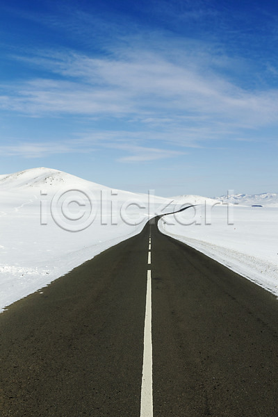 사람없음 JPG 포토 겨울 겨울풍경 구름(자연) 눈(날씨) 도로 몽골 산 설경 설원 야외 자연 주간 풍경(경치) 하늘 해외풍경