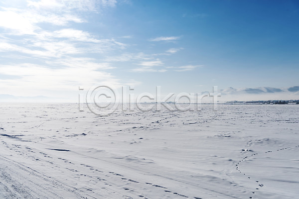 사람없음 JPG 포토 겨울 겨울풍경 구름(자연) 눈(날씨) 몽골 설경 설원 야외 자연 주간 파란색 하늘 해외풍경