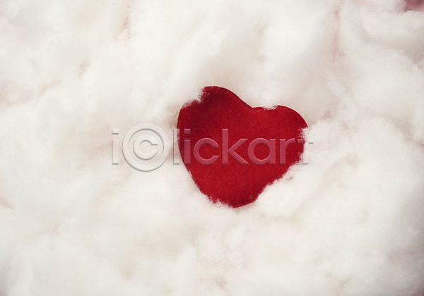 사랑 즐거움 행복 사람없음 JPG 포토 감정 구름(자연) 백그라운드 빨간색 솜 스튜디오촬영 실내 오브젝트 하트 흰색