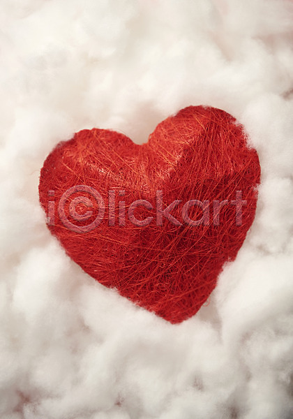 사랑 즐거움 행복 사람없음 JPG 포토 감정 구름(자연) 백그라운드 빨간색 솜 스튜디오촬영 실내 오브젝트 하트