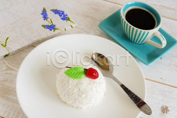 달콤 티타임 사람없음 JPG 포토 해외이미지 열매 커피 커피잔 케이크 코코넛 티스푼