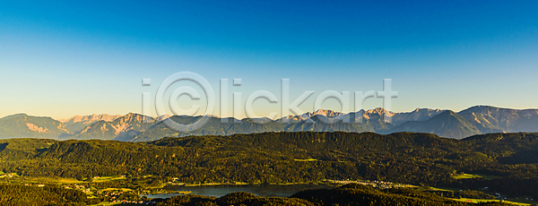 사람없음 JPG 포토 해외이미지 가로 도시 맑음 물 배너 백그라운드 봄 산 숲 안테나 알프스 야외 언덕 여름 여행 여행객 오스트리아 일몰 일출 자연 점 컬러풀 큼 터키석 파노라마 파란색 풍경 해외포토 호수 휴가