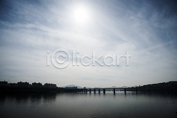 사람없음 JPG 포토 강가 구름(자연) 도시 도시풍경 동호대교 서울 야외 주간 하늘 한강 한국 햇빛