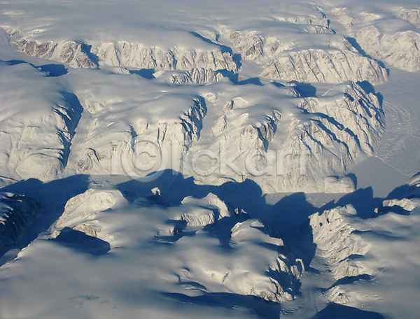 추위 사람없음 JPG 포토 해외이미지 겨울 그린란드 남극 냉동 대서양 만 물 바다 반사 봉 북극 북쪽 뷰티 비행기 빙산 빙하 산 산등성이 안테나 야외 언덕 얼음 자연 절정 지역 파란색 풍경(경치) 흰색