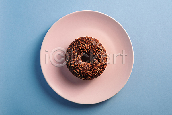 사람없음 JPG 포토 하이앵글 해외이미지 도넛 디저트 실내 접시 한개