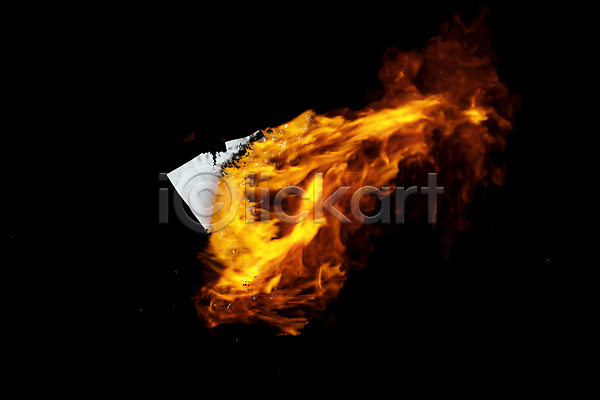 뜨거움 매움 사람없음 3D JPG 해외이미지 검은색 공백 공상 광 그래픽 더위 모닥불 배너 백그라운드 불 불꽃(불) 빛 손상 어둠 에너지 연소 오렌지 점화 종이 추상 컨셉 페이지 폭발 프레임 한조각 화상 힘