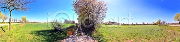 성장 활발 사람없음 JPG 포토 해외이미지 계절 공원 나무 내추럴 농경지 농업 농장 땅 맑음 밭 밭일 백그라운드 봄 수평선 시골 여행 유럽 자연 장면 초록색 카피스페이스 파노라마 파란색 하늘 해외포토 햇빛 환경