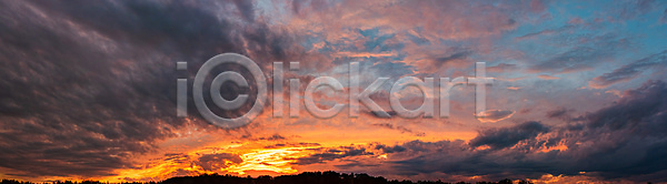 휴식 사람없음 JPG 포토 해외이미지 공상 구름 내추럴 노란색 마법 맑음 백그라운드 빛 빨간색 새벽 수평선 스카이라인 아침 야외 여행 오렌지 윤곽 일몰 일출 자연 저녁 질감 추상 태양 파노라마 파란색 풍경 하늘 해외포토 햇빛 황금