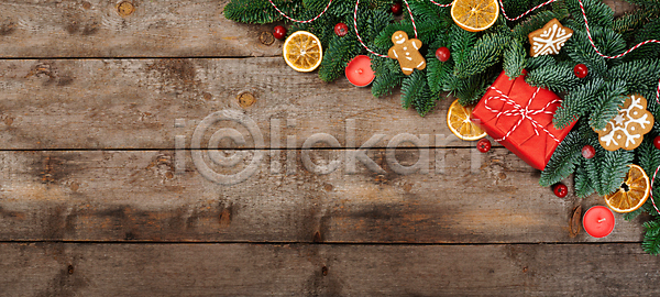 사람없음 JPG 템플릿 포토 해외이미지 거짓 겨울 나무 나뭇가지 내추럴 디자인 리플렛 목재 백그라운드 별 빨간색 상자 새해 생강 선물 소나무 수확 시골 신용카드 열매 우주 원뿔 인사 장식 전나무 전통 초대 초록색 축제 카피스페이스 쿠키 크리스마스 탁자 텍스트 프레임 해외포토 활 휴가