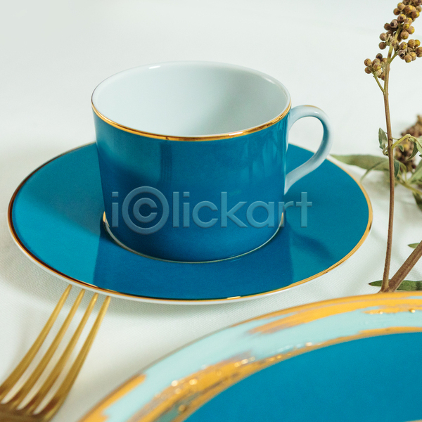 사람없음 JPG 포토 해외이미지 그릇 오브젝트 접시 찻잔 파란색 풀(식물)