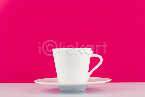 사람없음 JPG 포토 해외이미지 분홍색배경 실내 찻잔 컵받침