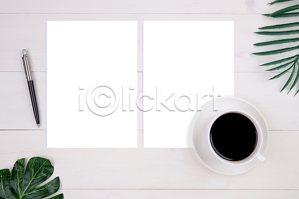 사람없음 JPG 포토 해외이미지 목업 종이 책상 커피 컵 탁자 펜 프레임 흰배경