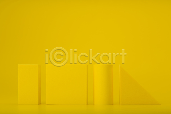 사람없음 JPG 포토 해외이미지 노란배경 노란색 목업 삼각형 스튜디오촬영 실내 오브젝트 원기둥 일렬 입체도형 정사각형 직사각형