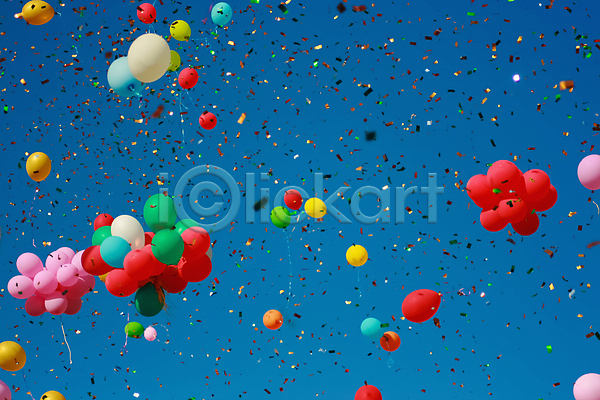 축하 사람없음 JPG 포토 해외이미지 꽃가루 컨셉 파란배경 풍선