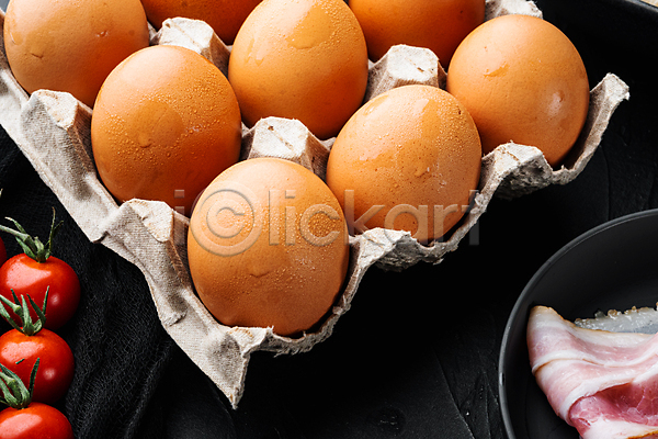 사람없음 JPG 근접촬영 포토 해외이미지 계란 계란판 방울토마토 베이컨 식재료 음식