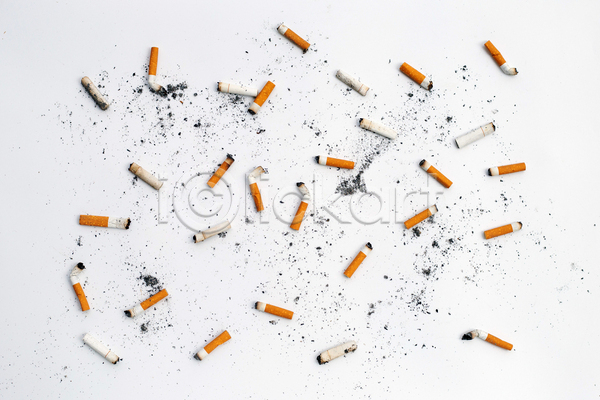 사람없음 JPG 포토 해외이미지 담배 담배꽁초 담뱃재 실내 흡연 흰배경
