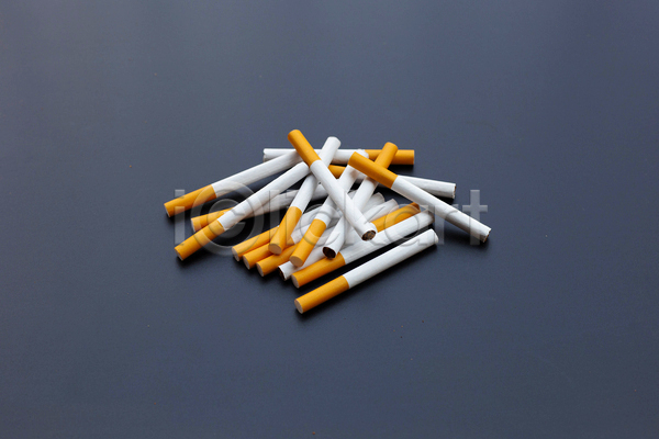 사람없음 JPG 포토 해외이미지 담배 실내 쌓기 회색배경