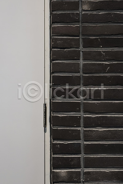 사람없음 JPG 근접촬영 포토 돌벽 돌재질 무늬 문 백그라운드 벽돌 스톤 야외 주간 질감 차콜색 패턴 흰색