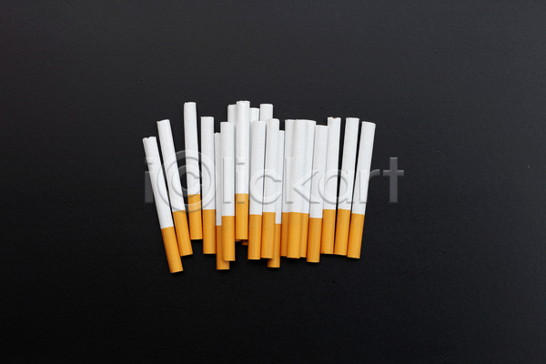 사람없음 JPG 포토 해외이미지 검은배경 담배 실내 흡연