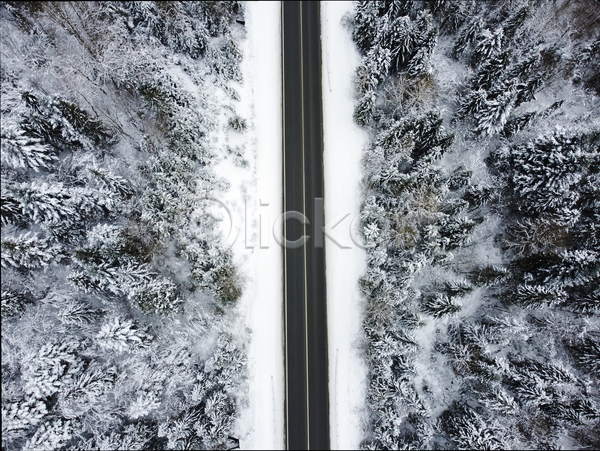 시원함 추위 사람없음 JPG 포토 항공촬영 해외이미지 겨울 고속도로 공원 나무 노르웨이 눈내림 눈덮임 도로 숲 야외 여행 풍경(경치)