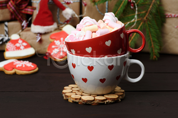 사람없음 JPG 포토 해외이미지 디저트 마시멜로우 머그컵 쌓기 컵 컵받침 쿠키 크리스마스장식