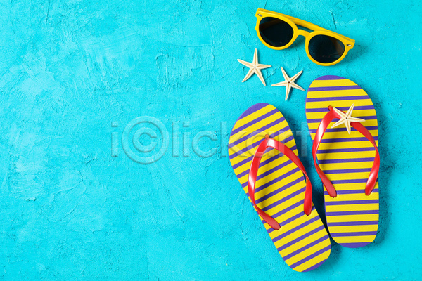사람없음 JPG 포토 해외이미지 바캉스 바캉스용품 불가사리 선글라스 여름휴가 오브젝트 줄무늬 쪼리 하늘색