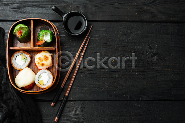 사람없음 JPG 포토 해외이미지 간장 도시락 롤 롤스시 스튜디오촬영 용기(그릇) 젓가락 초밥