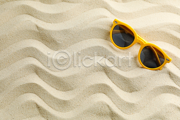 사람없음 JPG 포토 하이앵글 해외이미지 모래 물결무늬 선글라스 스튜디오촬영 여름(계절) 오브젝트 카피스페이스