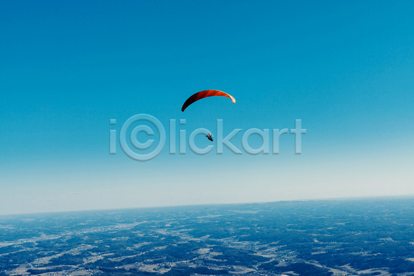 사람없음 JPG 포토 해외이미지 글라이더 낙하산 비행 야외 주간 파일럿 패러글라이딩 풍경(경치) 하늘