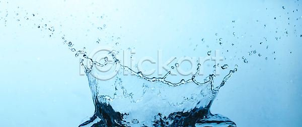 떨어짐 매끈함 순수 신선 추위 흐름 사람없음 JPG 포토 해외이미지 모션 모양 물 물결 백그라운드 뷰티 빛 빨래 스플래쉬 액체 음료 자연 젖음 추상 투명 파도 파란색 해외포토 흰색