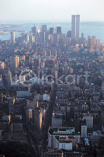 사람없음 JPG 포토 건물 뉴욕 도시 미국 북아메리카 빌딩 상업시설 아메리카 야외 외국문화 주간 풍경(경치) 하늘 해외풍경