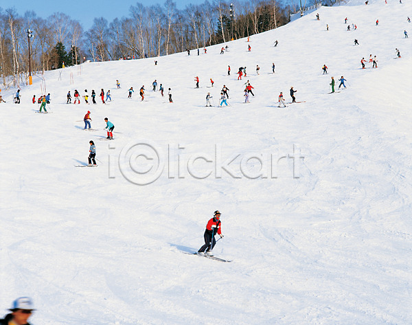 군중 사람 JPG 포토 겨울 겨울스포츠 눈(날씨) 레포츠 산 설경 스키 스키장 야외 자연 주간 풍경(경치)