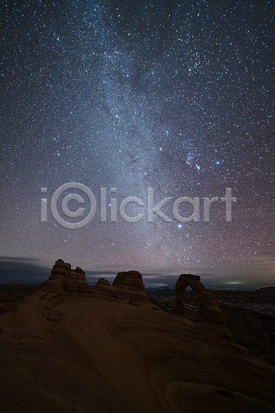 감성 분위기 사람없음 JPG 포토 해외이미지 몽환 밤하늘 별 아치스국립공원 야간 야외 은하수(은하) 자연