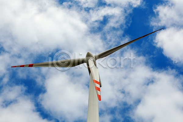 사람없음 JPG 포토 해외이미지 농장 바람 산업 생태학 에너지 자연 장비 파란색 풍경(경치) 풍차 하늘 환경 힘