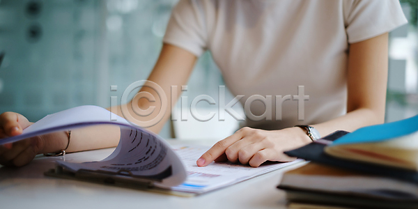 마케팅 분석 성공 성장 투자 사람 사람없음 JPG 포토 해외이미지 경영 경제 계산 계산기 교육 그래프 금융 노트북 대출 돈 문서 보고서 비용 비즈니스우먼 사무실 사업가 세금 수입 수학 숫자 업무 예산 인터넷 자료 직업 책상 통계 펜 평가 해외포토 회계 회계사 힘