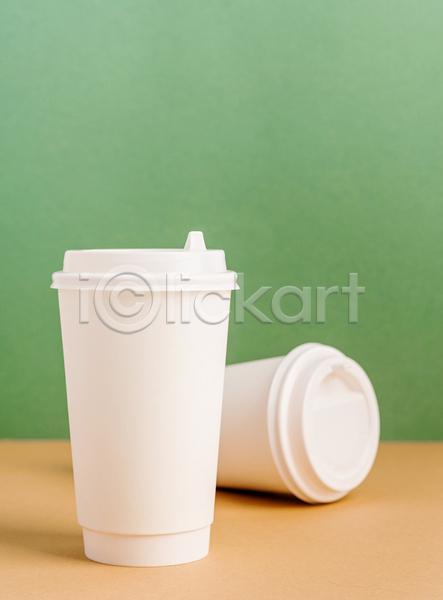 사람없음 JPG 포토 해외이미지 실내 에코 에코라이프 일회용 재활용 초록배경 친환경 테이크아웃컵 포장용기